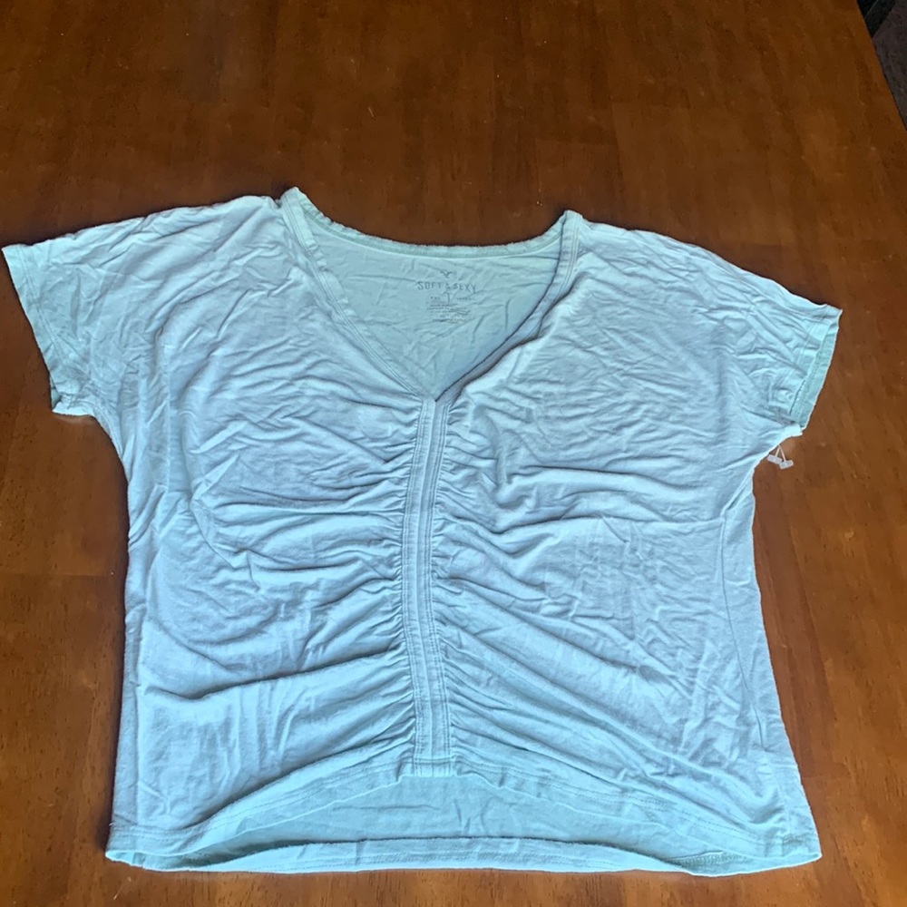 Soft & Sexy light blue American Eagle top
